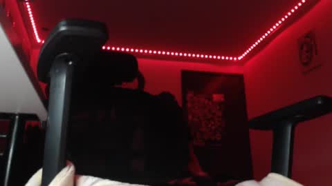 Snapshot of douglas_drake chatting on March 8, 8:55 am douglas_drake online show from March 8, 8:55 am