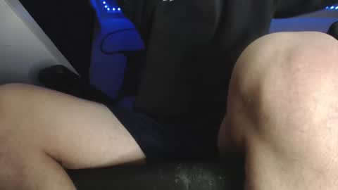 Snapshot of douglas_drake chatting on October 8, 3:26 am douglas_drake online show from October 8, 3:26 am