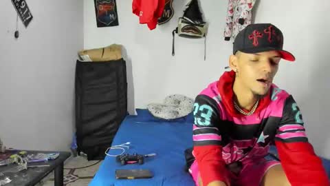 douglas_gallegos online show from February 13, 12:28 am