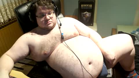 dovahkaat online show from December 17, 8:10 pm