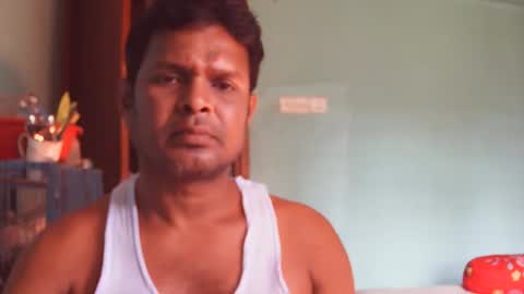 Snapshot of doveaplayer chatting on April 7, 8:37 am doveaplayer online show from April 7, 8:37 am