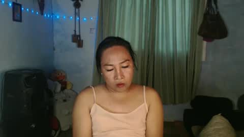 doyouwantme143 online show from February 3, 8:08 am