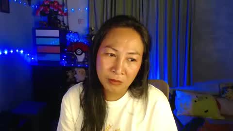 doyouwantme143 online show from May 4, 4:03 pm
