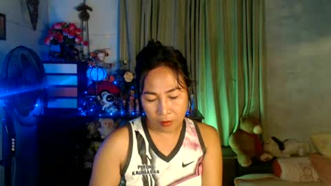 doyouwantme143 online show from June 22, 4:15 pm