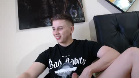 draco_boy2000 online show from January 11, 5:29 pm