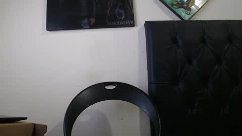 draco_boy2000 online show from January 31, 9:05 pm