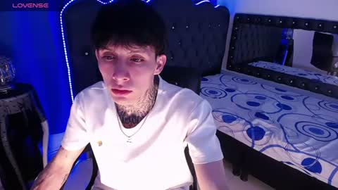 Snapshot of draco_collinsss chatting on July 22, 3:42 am draco_collinsss online show from July 22, 3:42 am