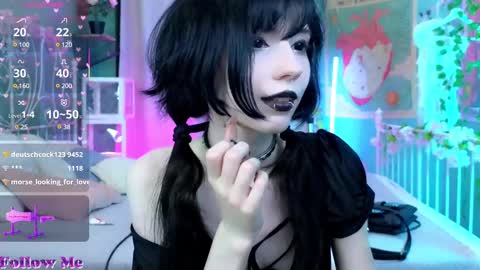 Draculaura online show from March 5, 2:57 am