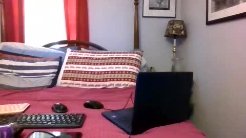 Snapshot of dragomoon70 chatting on January 31, 7:11 pm dragomoon70 online show from January 31, 7:11 pm