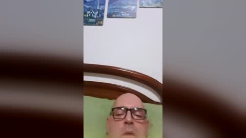 Snapshot of draka78 chatting on June 24, 1:04 am draka78 online show from June 24, 1:04 am