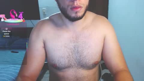 Snapshot of drake420_ chatting on February 15, 3:25 am drake420_ online show from February 15, 3:25 am