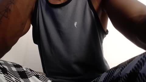 Snapshot of drake_brown_23 chatting on November 1, 2:30 pm Drake 23 online show from November 1, 2:30 pm