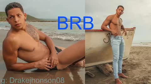 Snapshot of drake_jhonson08 chatting on December 16, 8:52 am Drake online show from December 16, 8:52 am