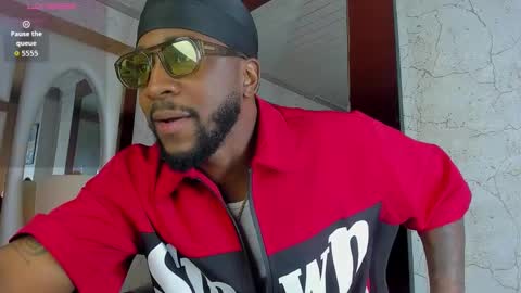 ---Drake--- online show from November 15, 2:24 pm