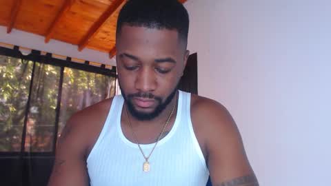 Snapshot of drake_nassir4 chatting on February 14, 4:04 pm ---Drake--- online show from February 14, 4:04 pm