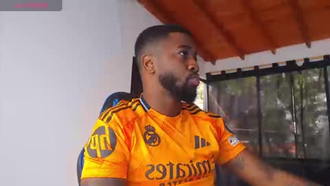 Snapshot of drake_nassir4 chatting on February 23, 4:26 pm ---Drake--- online show from February 23, 4:26 pm