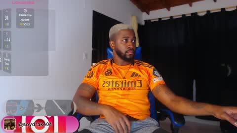 Snapshot of drake_nassir4 chatting on March 27, 4:51 am ---Drake--- online show from March 27, 4:51 am