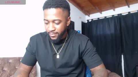 Snapshot of drake_nassir4 chatting on July 10, 5:12 am ---Drake--- online show from July 10, 5:12 am