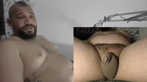 Snapshot of drake_white1 chatting on November 30, 3:54 am drake whitee Independent Model online show from November 30, 3:54 am