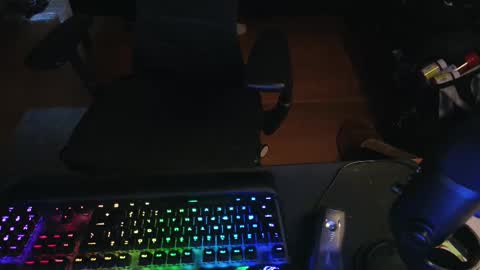 Snapshot of drakeoc chatting on December 6, 6:39 pm drakeoc online show from December 6, 6:39 pm