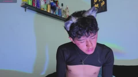 Snapshot of drako_025 chatting on February 7, 12:58 am Drako 025 online show from February 7, 12:58 am