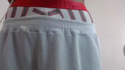 Snapshot of drako_monstercock chatting on January 13, 4:23 pm drako_monstercock online show from January 13, 4:23 pm