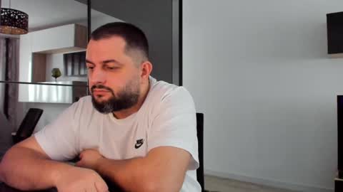 Snapshot of draven_a chatting on February 9, 1:35 pm Draven A online show from February 9, 1:35 pm