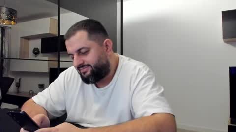 Snapshot of draven_a chatting on February 12, 4:01 am Draven A online show from February 12, 4:01 am