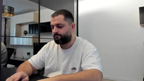 Snapshot of draven_a chatting on February 13, 5:58 am Draven A online show from February 13, 5:58 am