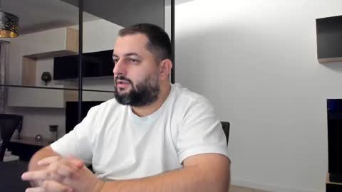 Snapshot of draven_a chatting on February 15, 4:56 pm Draven A online show from February 15, 4:56 pm