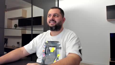 Snapshot of draven_a chatting on February 16, 6:10 pm Draven A online show from February 16, 6:10 pm