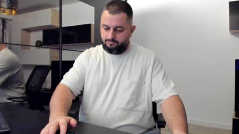 Snapshot of draven_a chatting on February 19, 10:09 pm Draven A online show from February 19, 10:09 pm