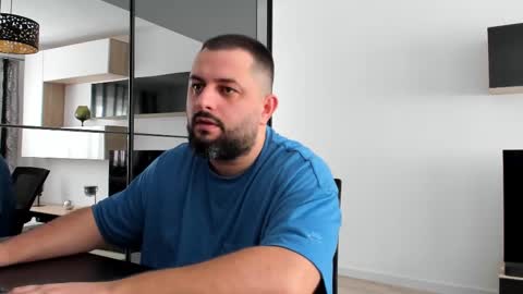 Snapshot of draven_a chatting on February 23, 10:06 am Draven A online show from February 23, 10:06 am