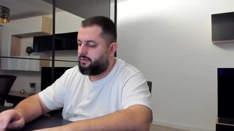 Snapshot of draven_a chatting on February 28, 5:26 am Draven A online show from February 28, 5:26 am