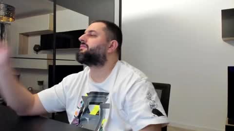 Snapshot of draven_a chatting on March 4, 2:27 am Draven A online show from March 4, 2:27 am