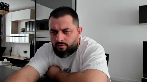 Snapshot of draven_a chatting on March 4, 9:29 am Draven A online show from March 4, 9:29 am