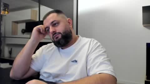 Snapshot of draven_a chatting on March 4, 9:32 pm Draven A online show from March 4, 9:32 pm