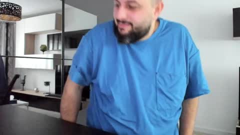 Snapshot of draven_a chatting on March 12, 8:51 am Draven A online show from March 12, 8:51 am