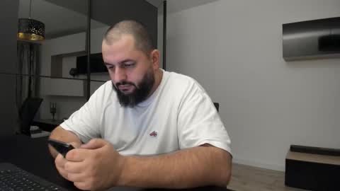 Snapshot of dravenpeak chatting on September 20, 7:37 pm DravenPeak online show from September 20, 7:37 pm