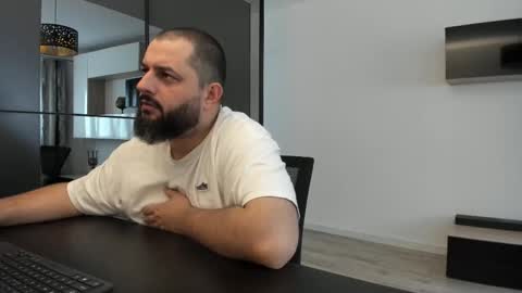 Snapshot of dravenpeak chatting on September 26, 6:28 am DravenPeak online show from September 26, 6:28 am