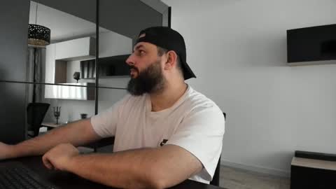 Snapshot of dravenpeak chatting on October 9, 11:41 am DravenPeak online show from October 9, 11:41 am