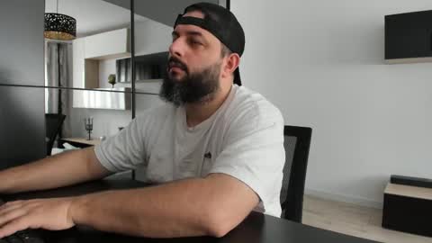 Snapshot of dravenpeak chatting on October 11, 10:14 am DravenPeak online show from October 11, 10:14 am