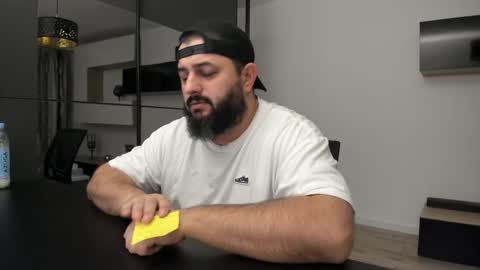 Snapshot of dravenpeak chatting on October 11, 10:19 pm DravenPeak online show from October 11, 10:19 pm