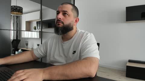 Snapshot of dravenpeak chatting on October 27, 10:52 am DravenPeak online show from October 27, 10:52 am