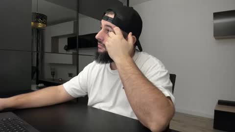 DravenPeak online show from November 9, 2:10 am