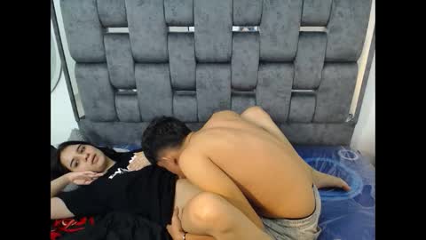 -- nicolle and jhon -- online show from February 6, 6:40 am