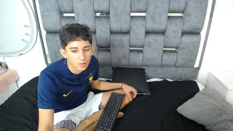 -- nicolle and jhon -- online show from February 14, 7:28 am