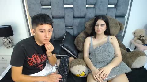 -- nicolle and jhon -- online show from February 27, 1:59 am