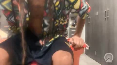 Snapshot of dread1990 chatting on October 18, 12:13 am new profile Aircum99 online show from October 18, 12:13 am