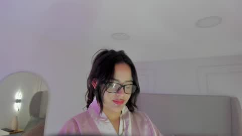 N E N A  online show from October 3, 4:09 am